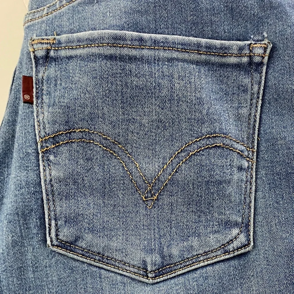Levi's 512 Perfectly Slimming Fit Legging Denim Jeans,, - Picture 3 of 10